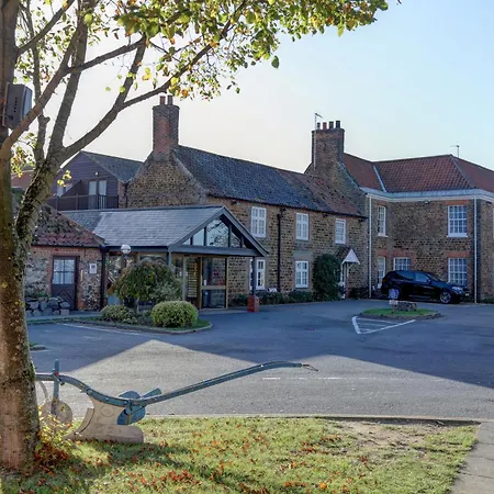 Knights Hill Hotel & Spa-2
